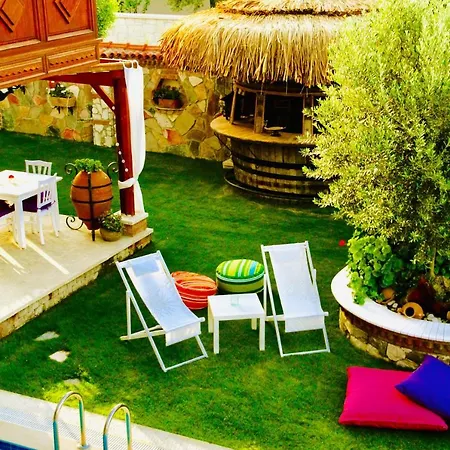 La Siempre Hotel *